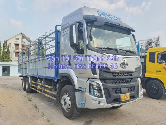 Xe tải chở hàng Quận Tân Phú