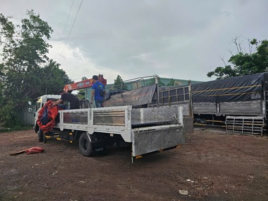 Vận Tải Sài Thành 24H chuyên cho thuê xe cẩu giá rẻ