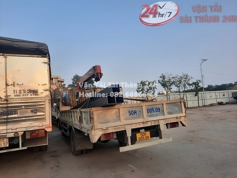 Xe cẩu hàng Đời Mới Phục Vụ Công Trình Xây Dựng, Nhà Xưởng, Kho Bãi