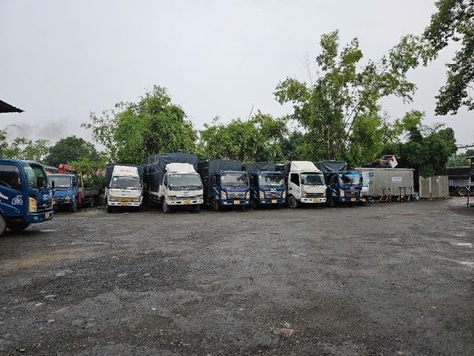 Biểu đồ phân tích cấu thành giá cước vận tải năm 2026.