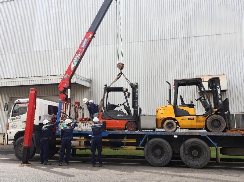 Dịch vụ xe cẩu Huyện Hóc Môn đi tỉnh. Dịch vụ xe cẩu Huyện Hóc Môn đi tỉnh.