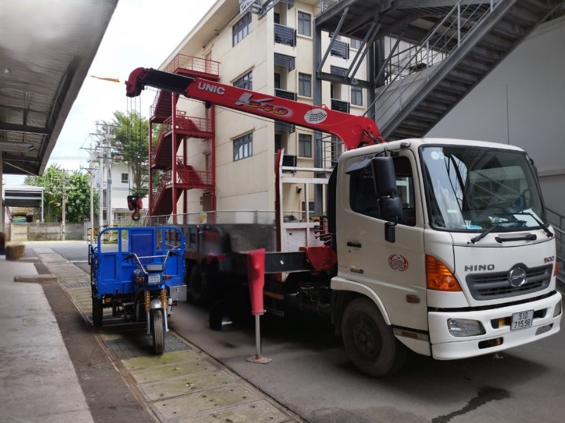 Dịch vụ xe cẩu Quận Bình Thạnh hẻm nhỏ Dịch vụ xe cẩu Quận Bình Thạnh hẻm nhỏ