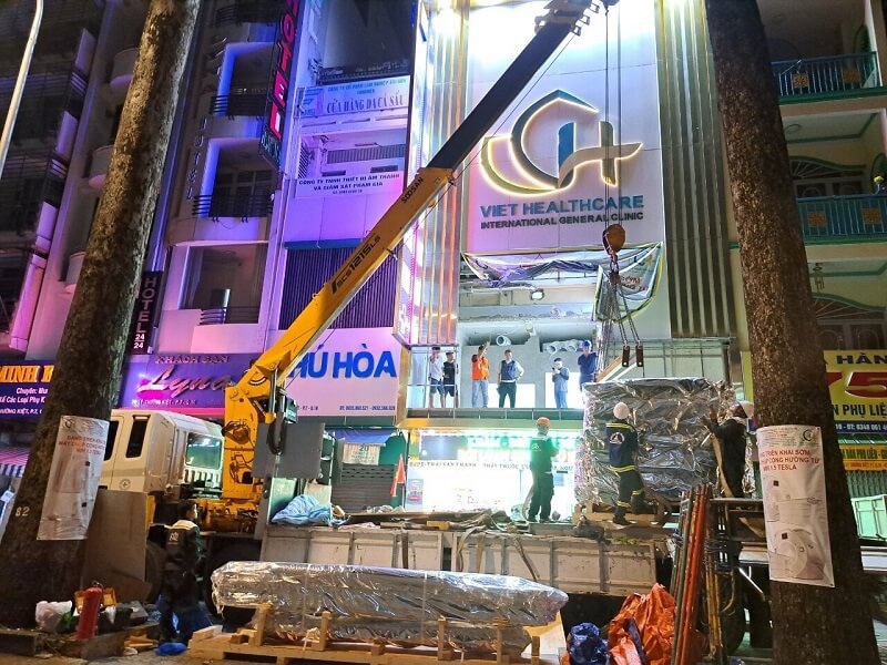 Thuê xe cẩu Quận 1 ban đêm Thuê xe cẩu Quận 1 ban đêm