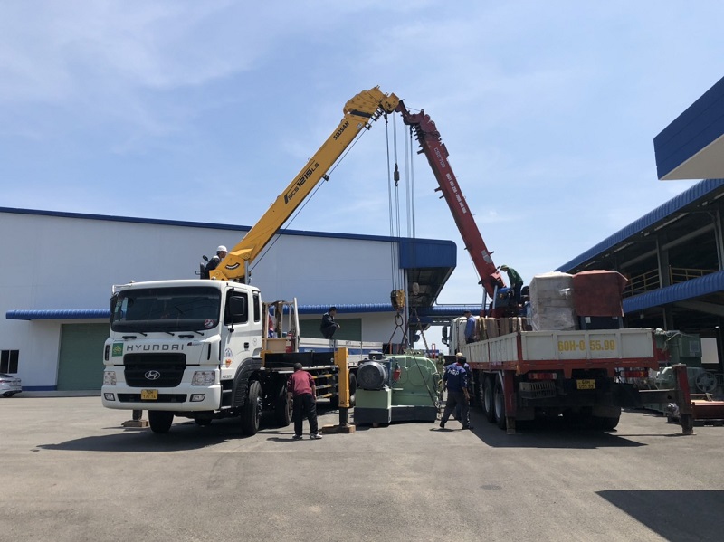 Xe cẩu chở hàng Quận Tân Phú Xe cẩu chở hàng Quận Tân Phú